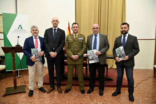 Presentación de Andalucía en la Historia en la Delegación de Defensa en Andalucía