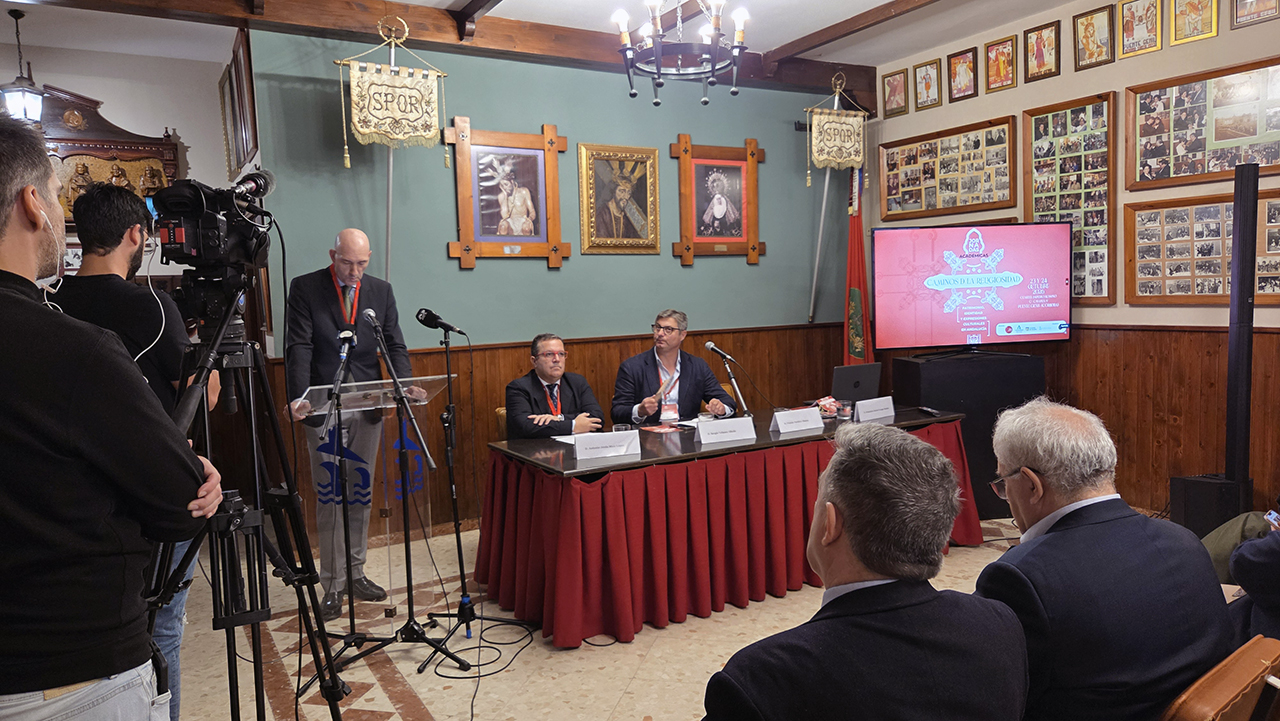 Más de 2,5 millones de andaluces asisten con frecuencia a celebraciones ...