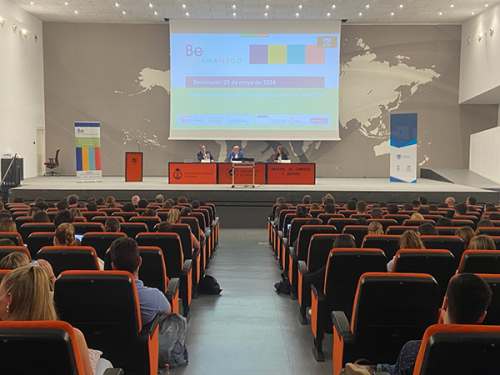 La Facultad de Marketing de Málaga acoge el seminario sobre inversión empresarial sostenible