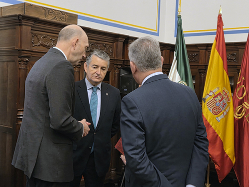 Firma de convenio de colaboración conmemoración del V Centenario de la Boda del Emperador Carlos V con Isabel de Portugal