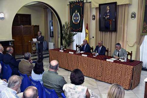 Presetanción de 'El ejército partido. Tablada, 1931-1936'