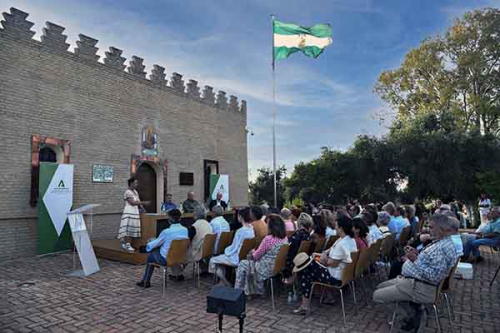 Conferencia 'La voz de Dar al Farah'