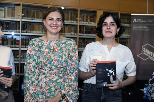 Presentación de Tragedia griega y teatro andaluz, de Marta C. Cuevas Caballero