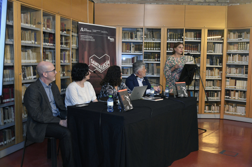Presentación de Tragedia griega y teatro andaluz, de Marta C. Cuevas Caballero